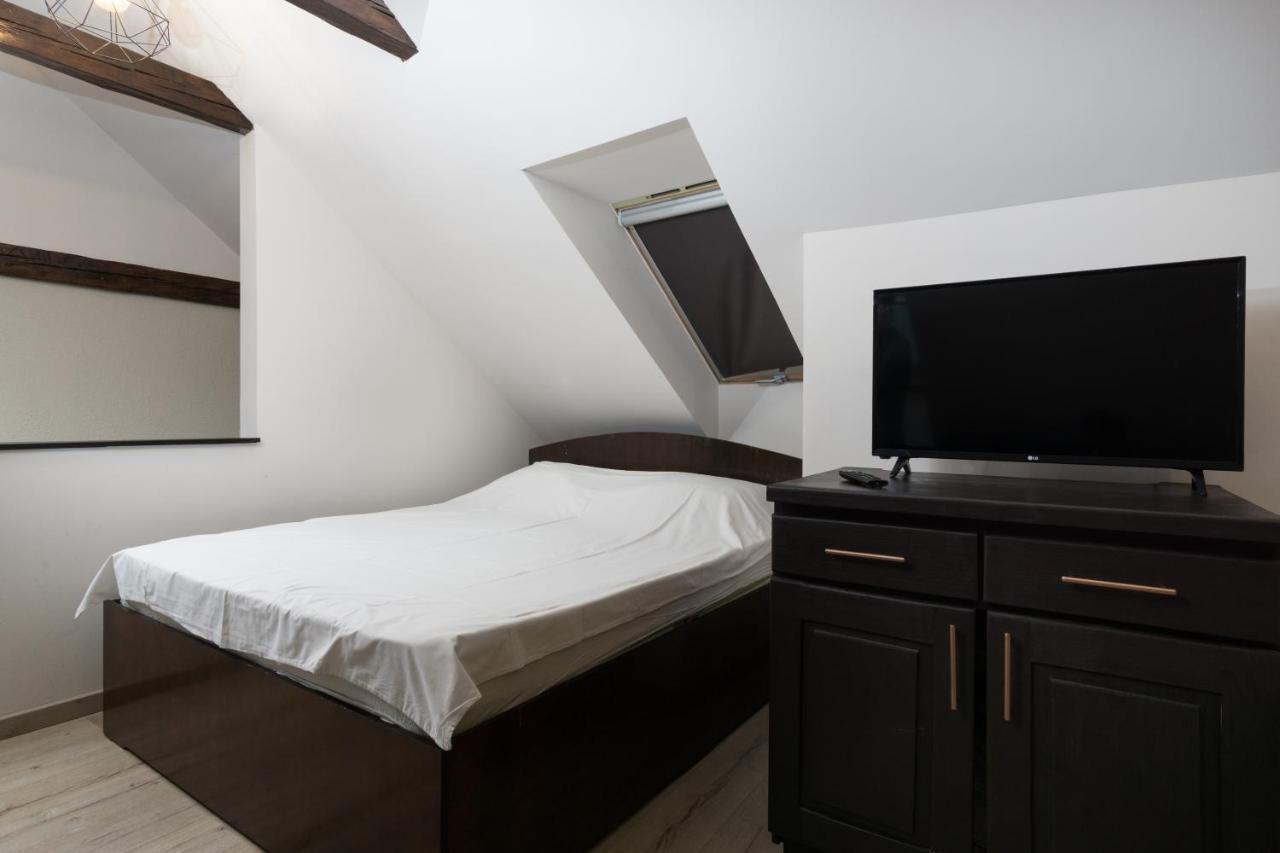 House 54 Hotel Braşov Eksteriør billede