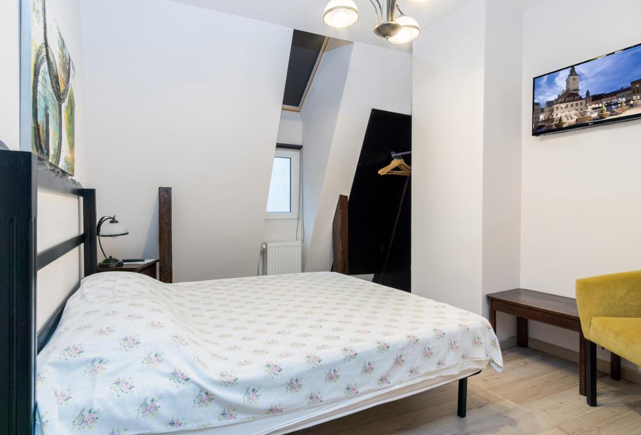 House 54 Hotel Braşov Eksteriør billede