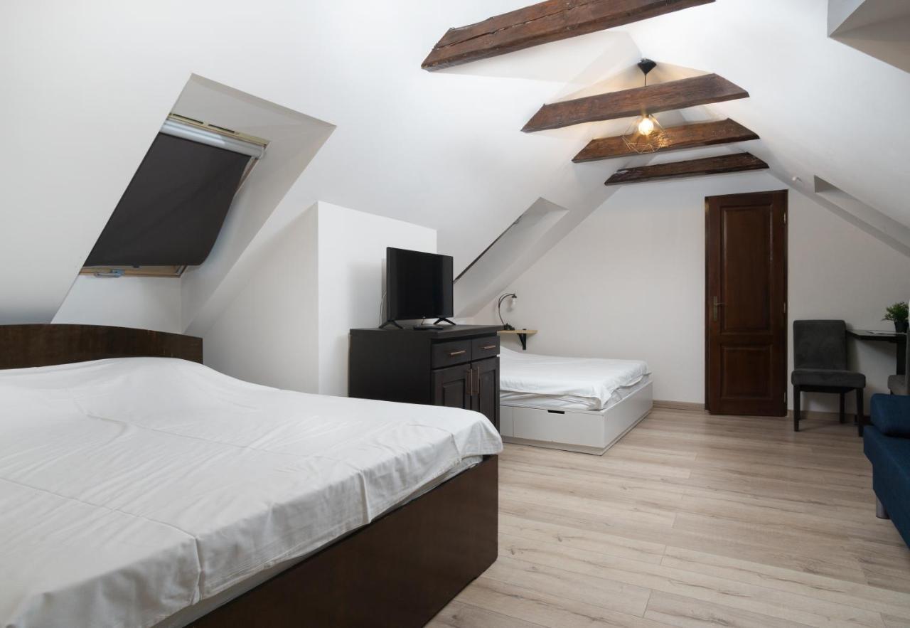 House 54 Hotel Braşov Eksteriør billede